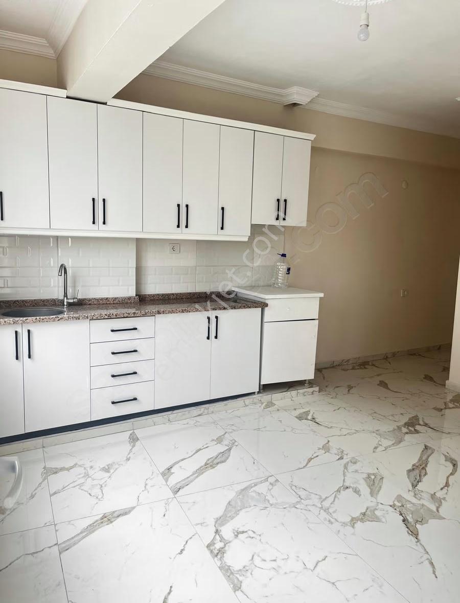 Karaçay Mahallesi'nde Müstakil Tadında, Yenilenmiş 2+1 Kiralık D - Görsel 19