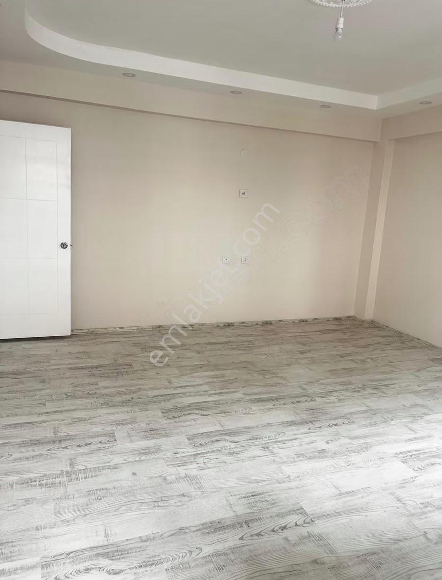 Karaçay Mahallesi'nde Müstakil Tadında, Yenilenmiş 2+1 Kiralık D - Görsel 2