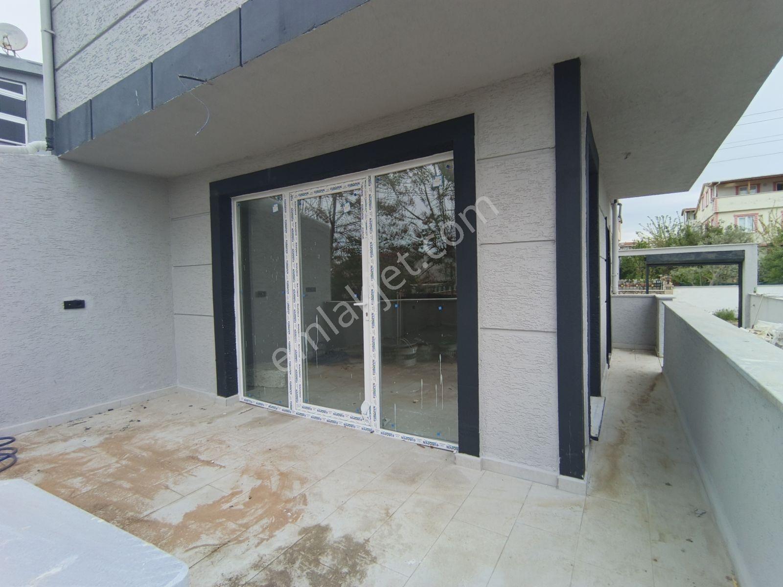 Yeniçiftlikte 200 M2 Net Arsa İçerisinde İskanlı 3+1 Sıfır Villa - Görsel 13