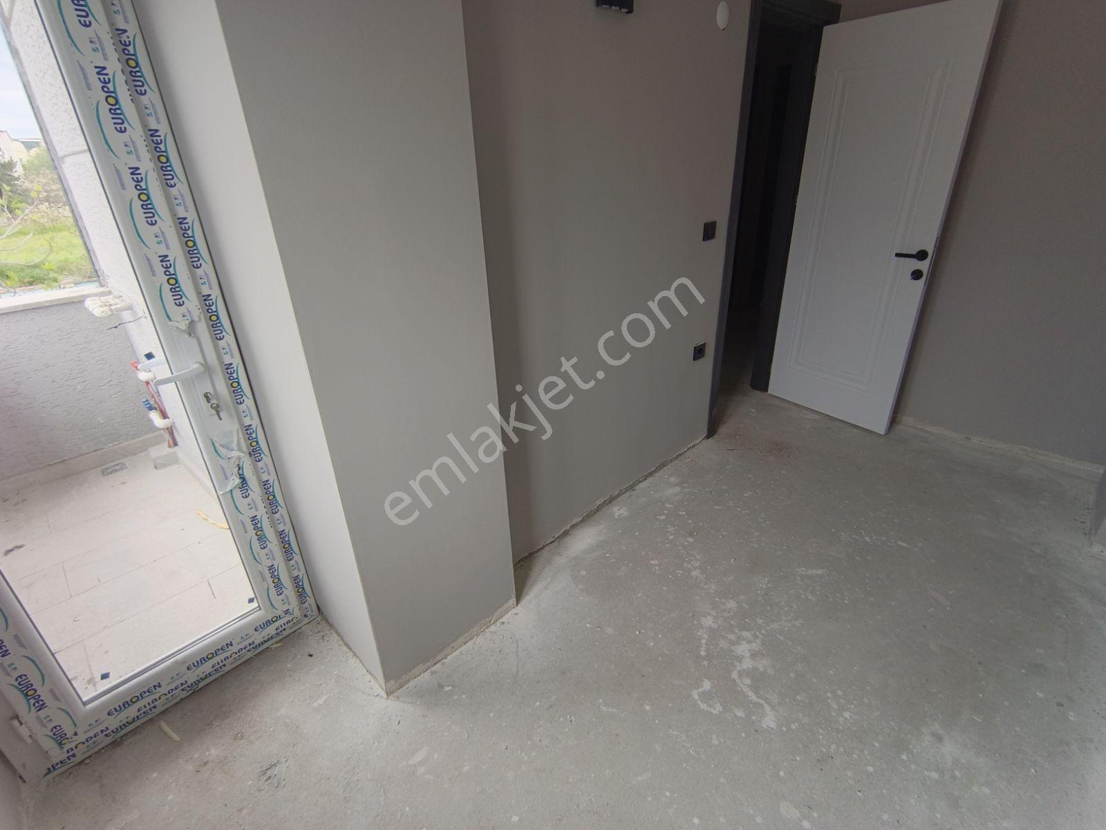 Yeniçiftlikte 200 M2 Net Arsa İçerisinde İskanlı 3+1 Sıfır Villa - Görsel 18
