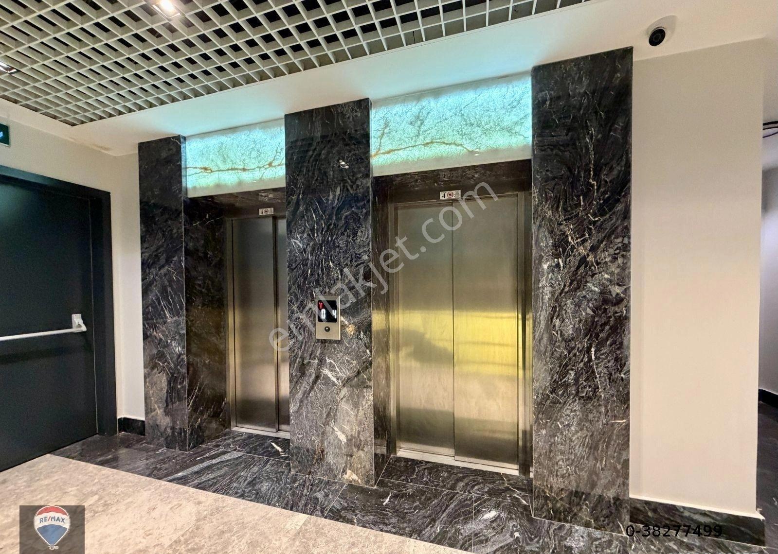 Kuşadası Merkez Ana Cadde Üzerınde 70 M² Kıralık Ofıs - Görsel 29