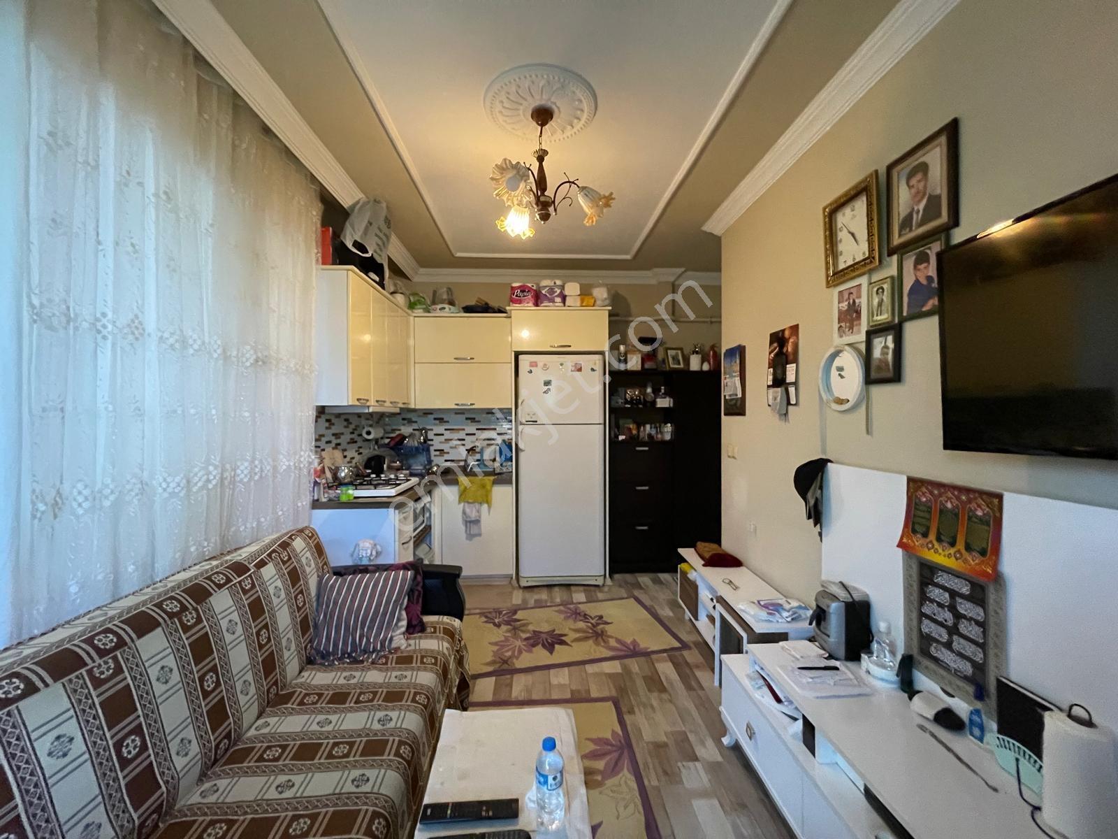 Karasu Yeni Mahallede Havuzlu Sitede Giriş Kat Ön Ceph 1+1 Daire - Görsel 23