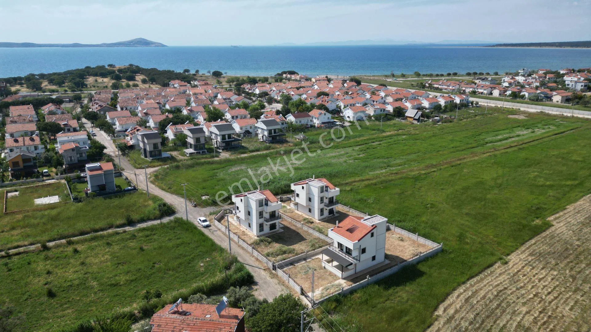 C21 Bal’dan Geyikli ’de Denize Yakın Satılık Sıfır Lüks Villa - Görsel 3