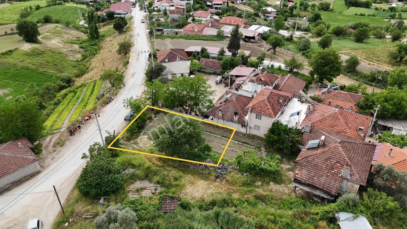 Muğla Menteşe Çamoluk Mahallesinde İmarlı Köy İçi 363 M2 - Görsel 14