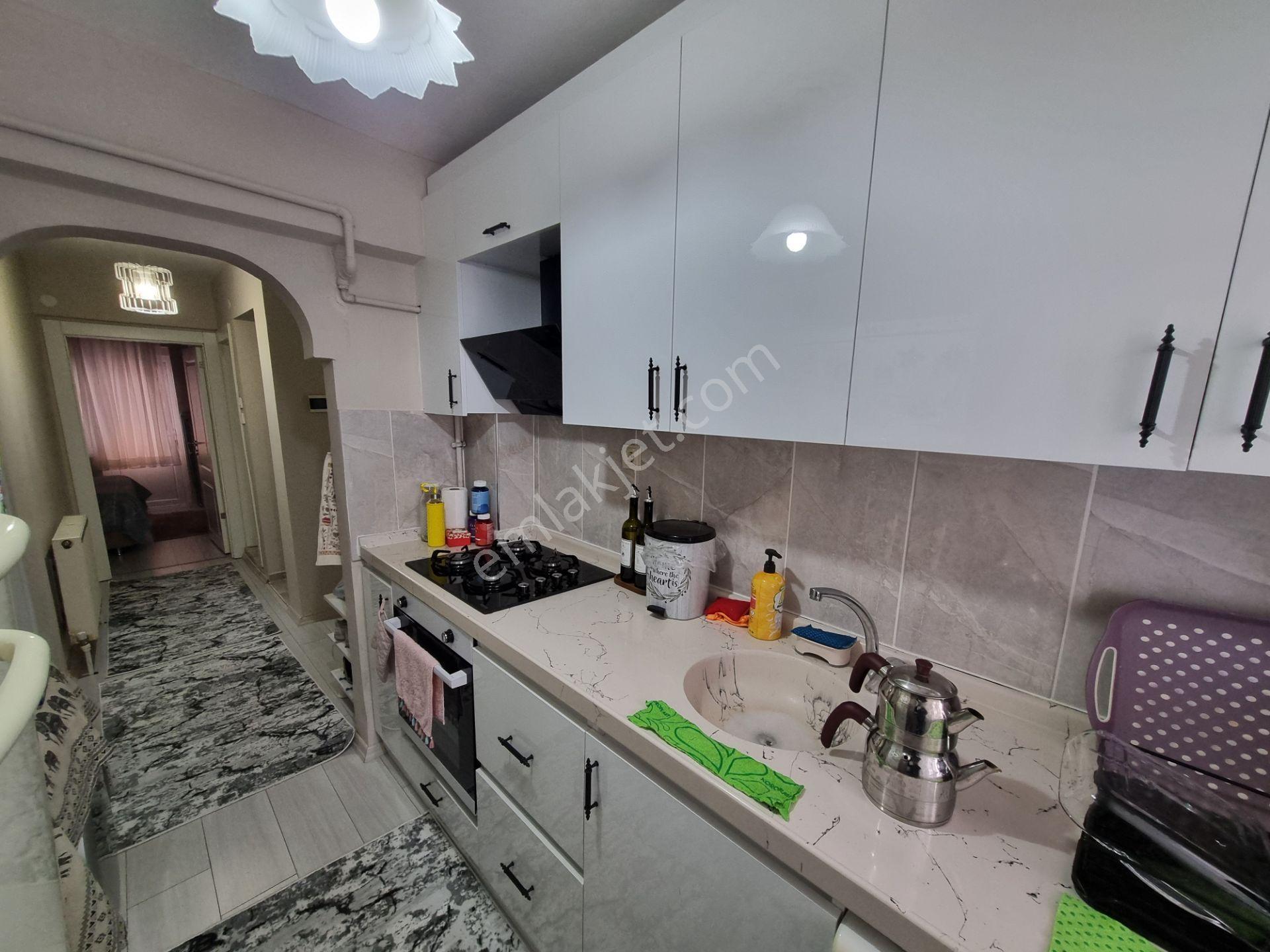 Lüks Yapılı - Giyinme Odalı - 2+1 - Temiz Eşyalı Kiralık Daire.. - Görsel 4