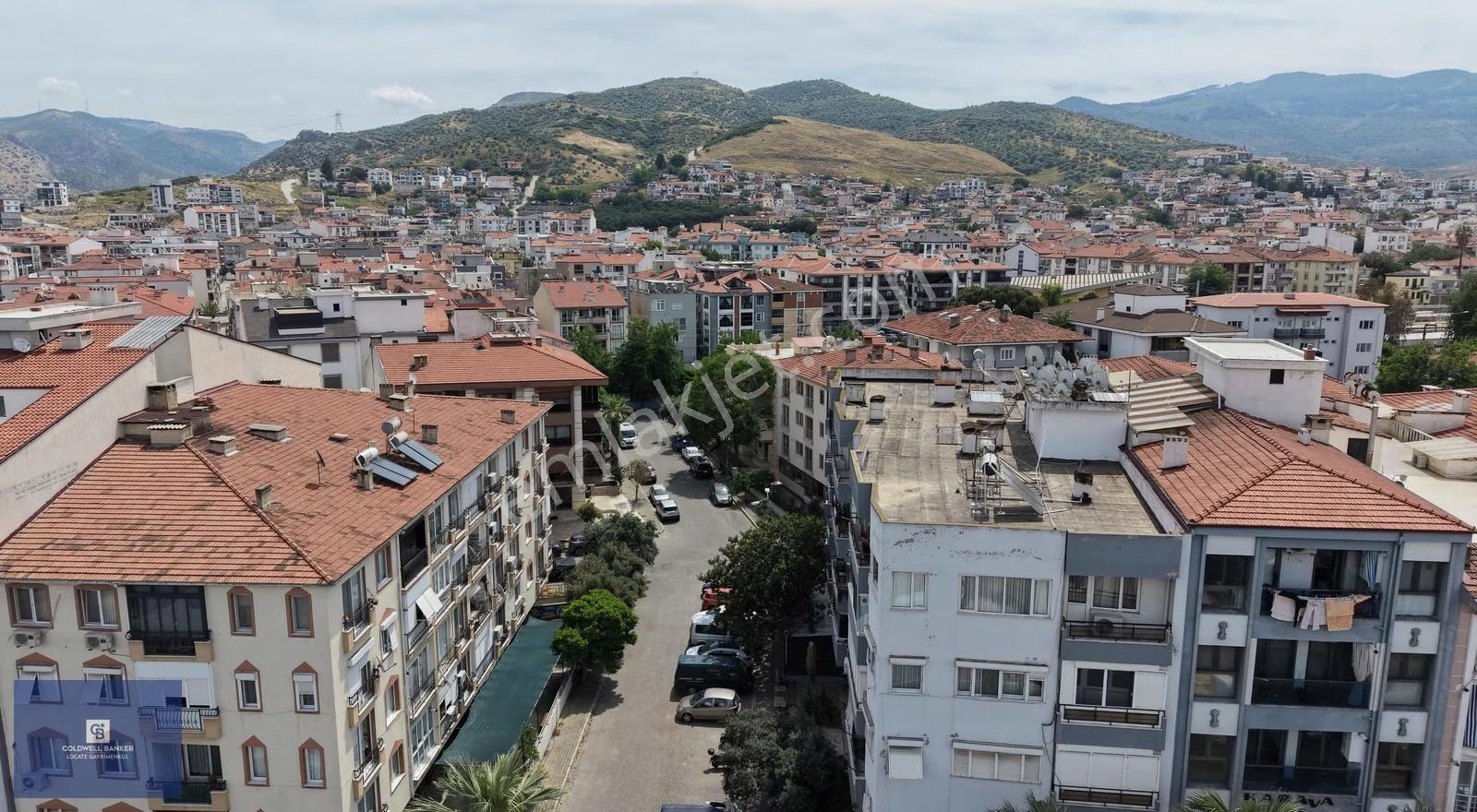 Selçuk Merkezde Yerden Isıtmalı Asansörlü Arakat 3+1 Daire - Görsel 27