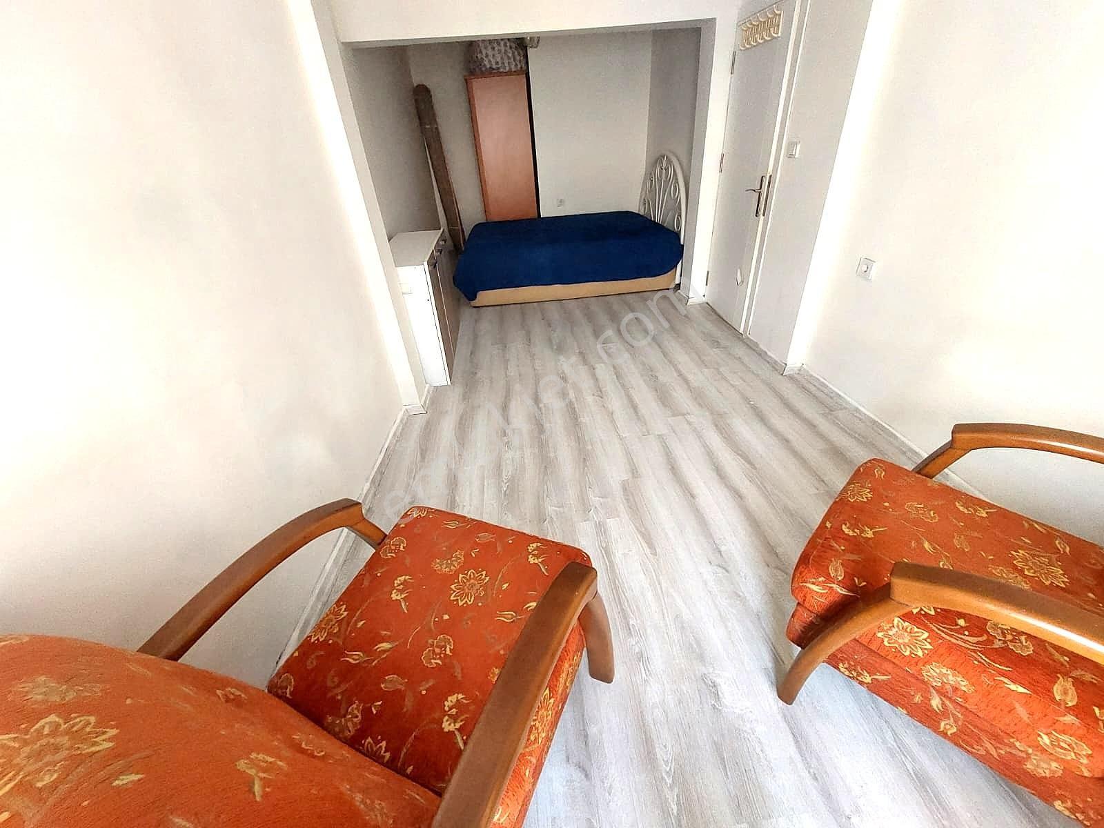 Kuşadası Limana 3 Dk 1+1 Eşyalı/eşyasız Kiralık Daire - Görsel 9
