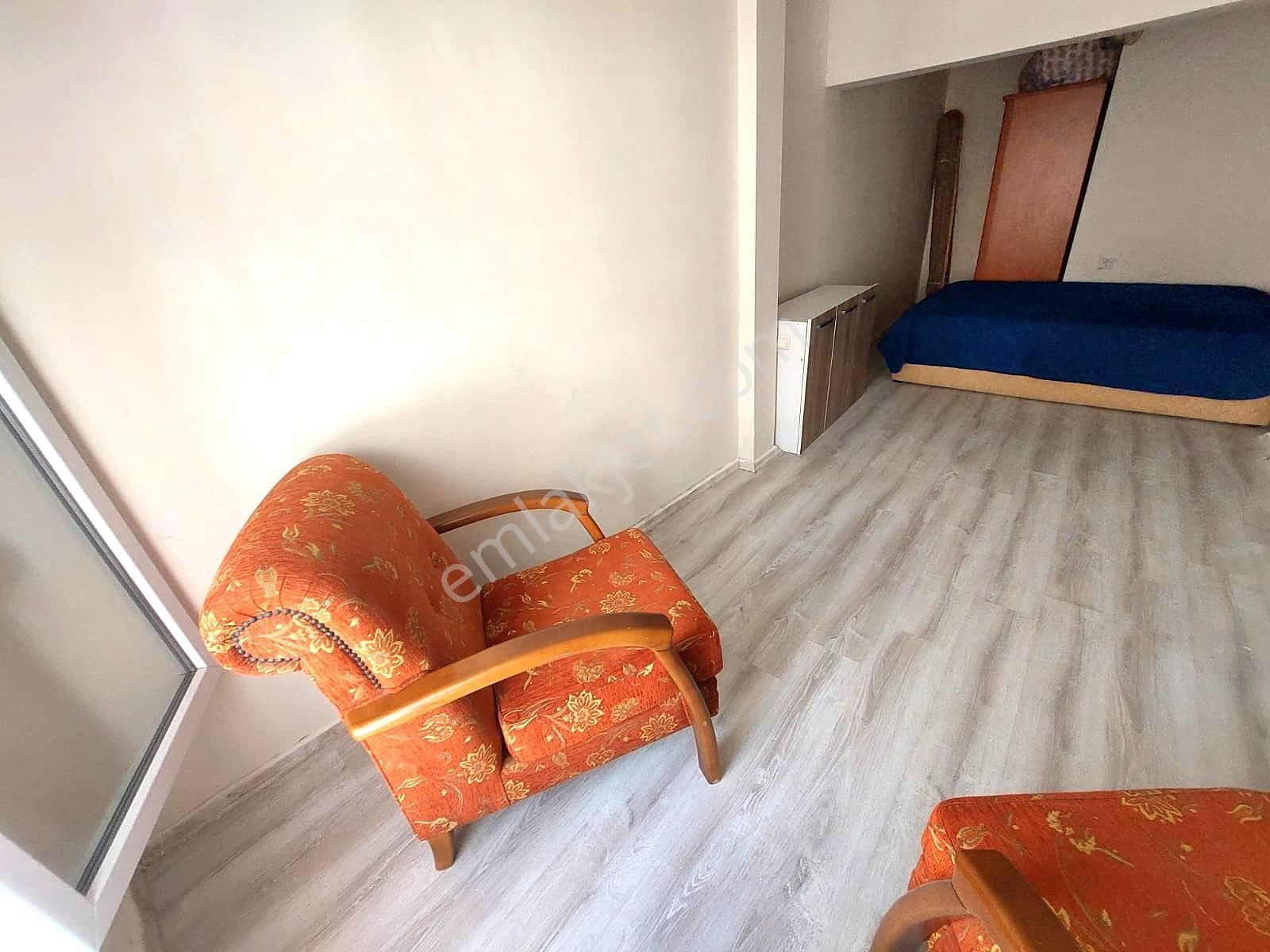 Kuşadası Limana 3 Dk 1+1 Eşyalı/eşyasız Kiralık Daire - Görsel 11