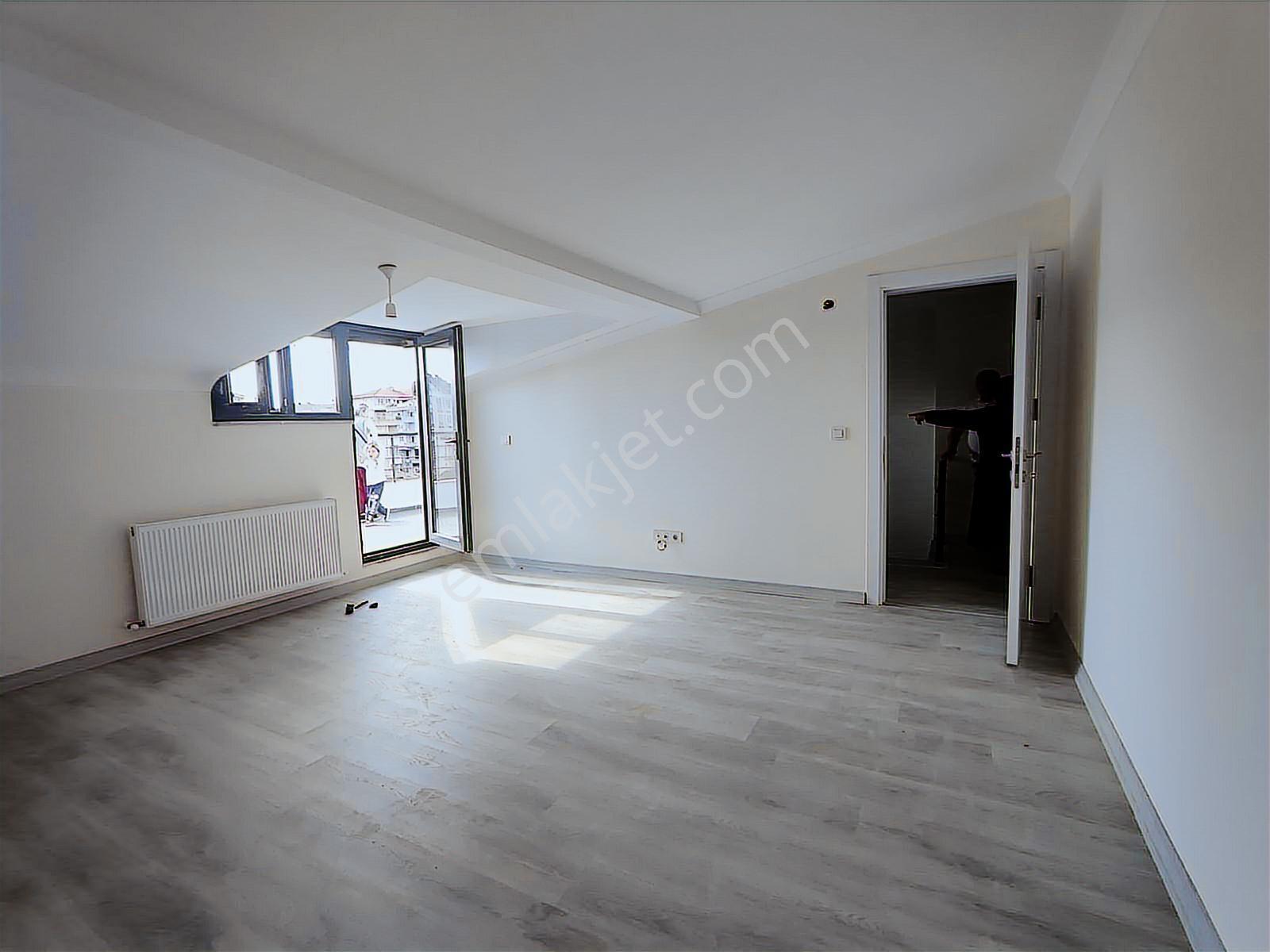 Çekmeköy Merkez Mahallesi'nde 3+1 Kiralık Dubleks Daire - Görsel 29