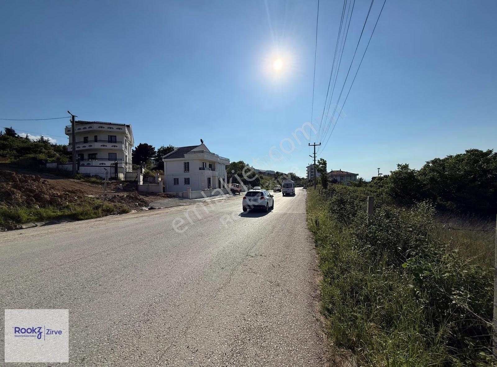 Çınarcık'ta Deniz Manzaralı Satılık 2 Arsa (780 M²)