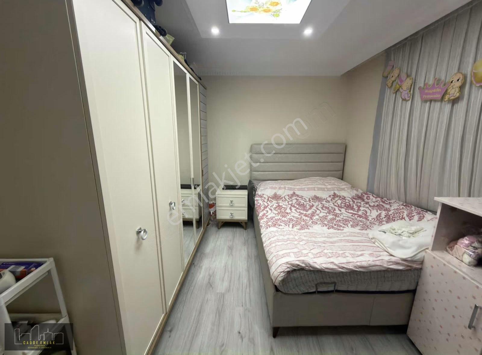 Cadde Emlak Yeni Bina 2+1 80 M2 Çift Balkon Yenimahalle De 1 Kat - Görsel 3