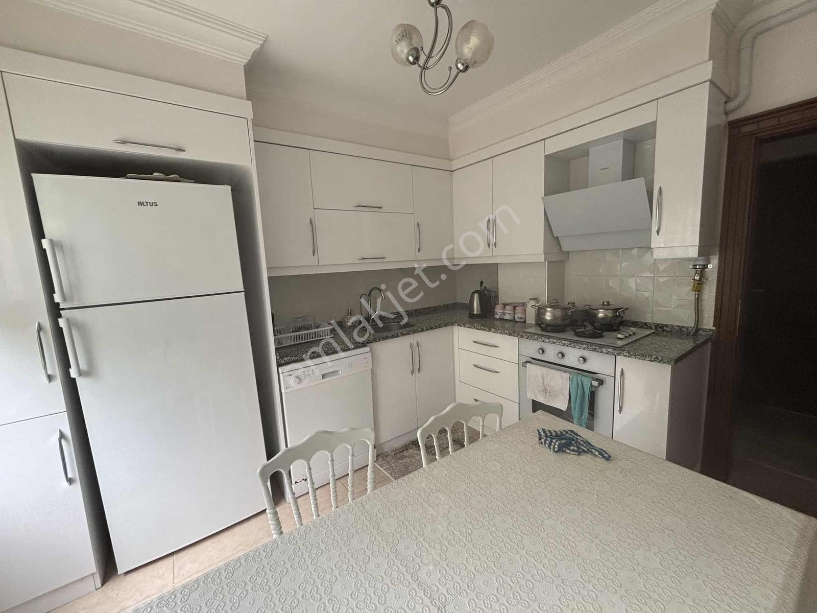 Perşembe Düz Mahallede Geniş Full Eşyalı Satılık 3+1 Daire. - Görsel 30