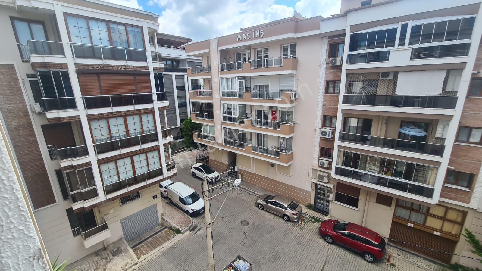 Karşıyaka Yalı' Da Müteahhit'in Kendi Dairesi Satılık Geniş 4+1 Otoparklı - Görsel 8