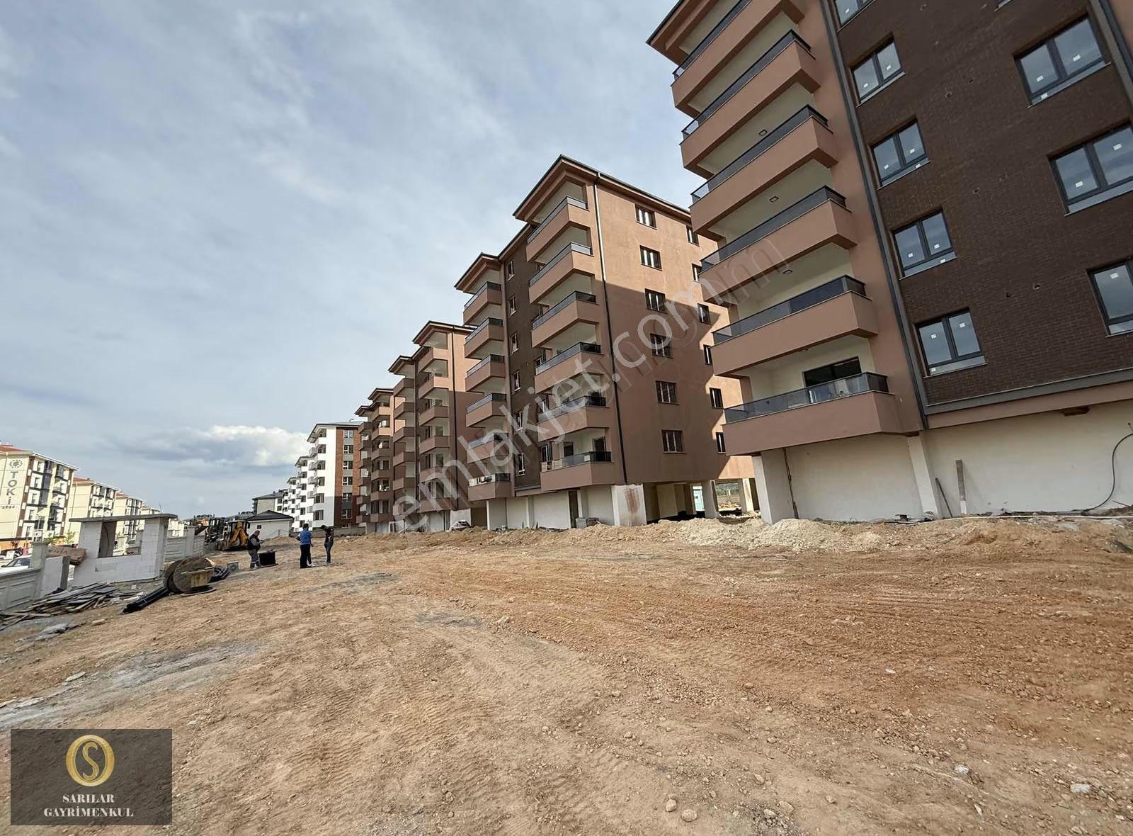 Sarılar'dan Ihlamurkent'de Site İçerisinde 3+1 Satılık Daire
