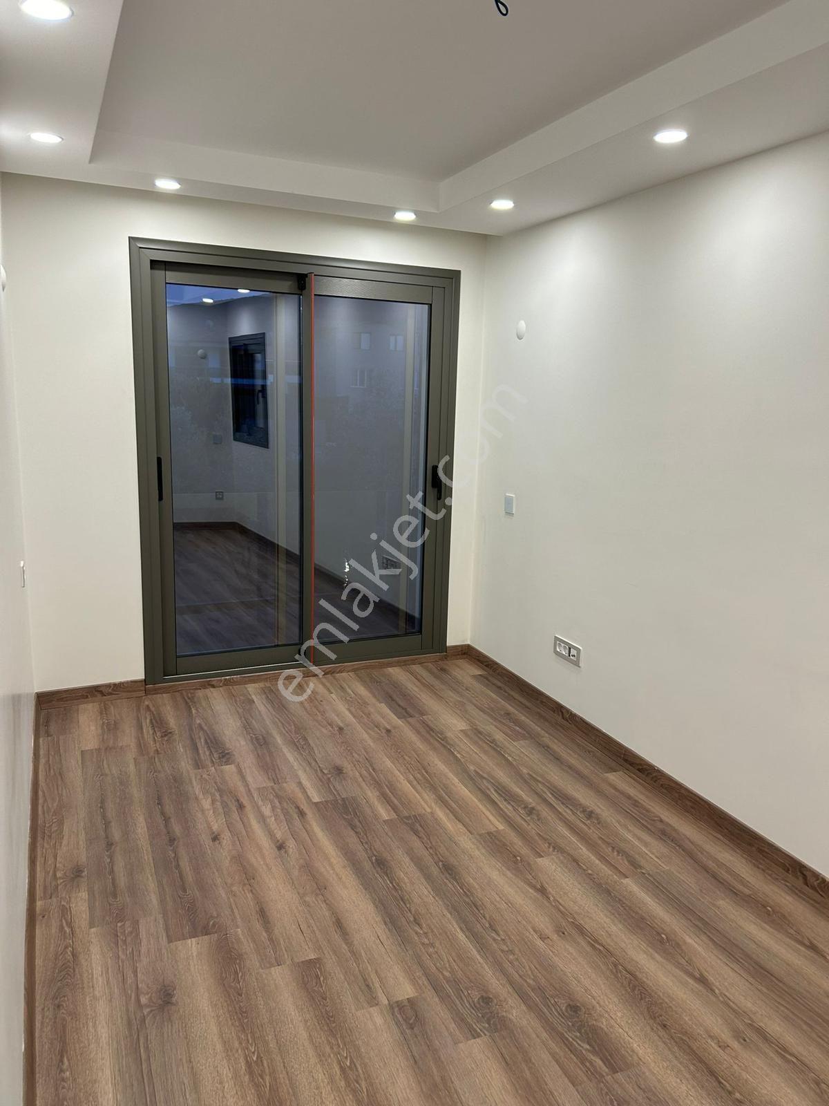 Urla İçmeler Mh Kiralık Tam Müstakil 4+1 Villa - Görsel 21