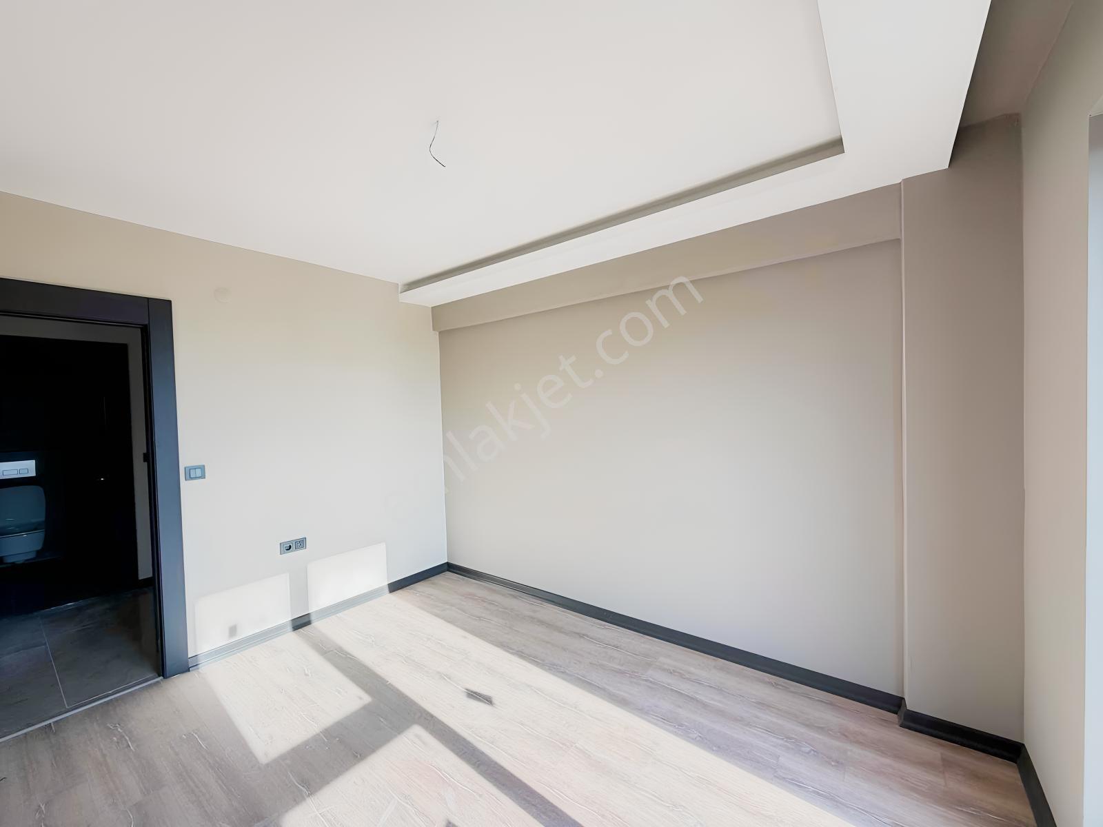 İncekte Site İçi Kapalı Otoparklı Yerden Isıtmalı Kiralık 2+1 - Görsel 25
