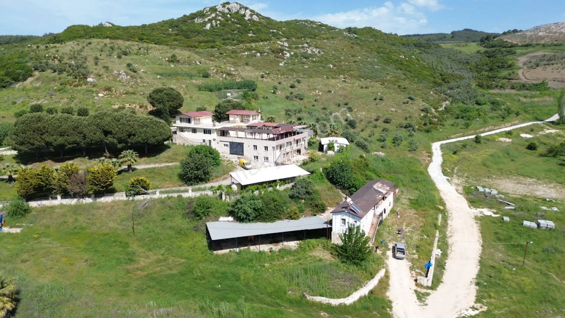 Kuşadası Kirazlı'da Deniz Manzaralı Tarla - Görsel 2