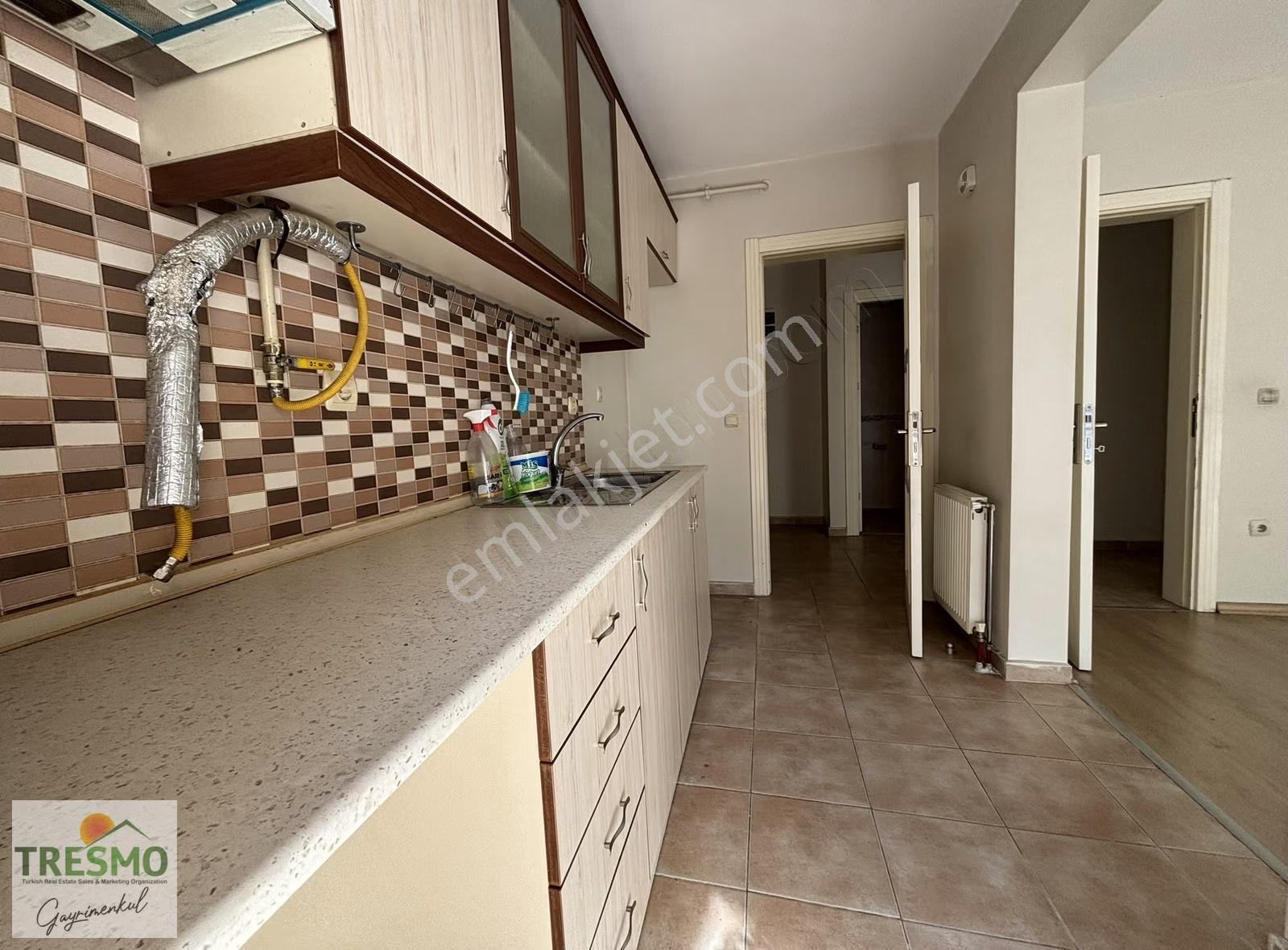 İzmit Kent Konut 3. Etapta Ara Kat Kiralık 2+1 Daire - Görsel 4