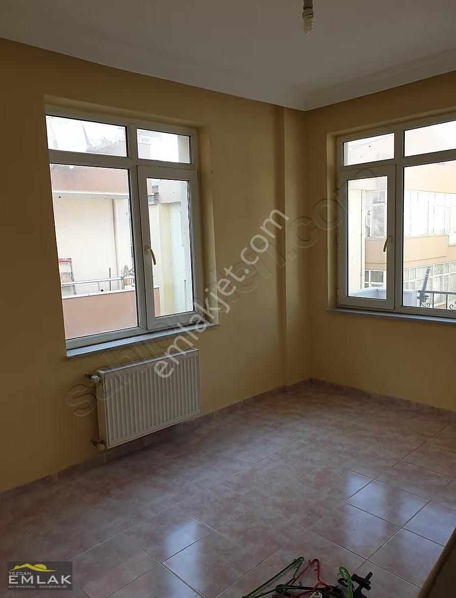 Çanakkale Esenler Mahallesi Şehitler Cami Arkasında 3+1 - Görsel 18
