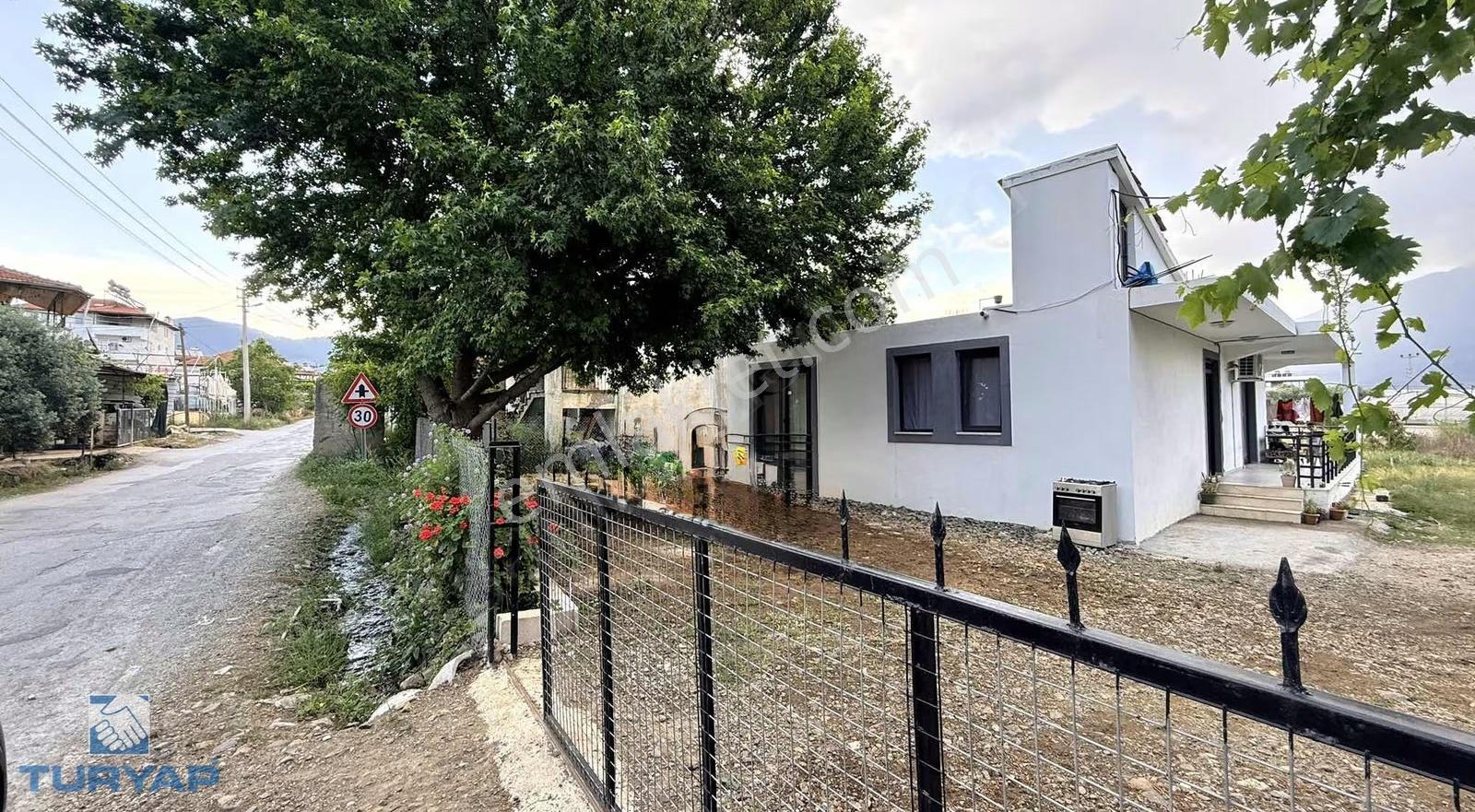 Okullar Bölgesinde Satılık Tarla Ve Kargır Ev - Görsel 14