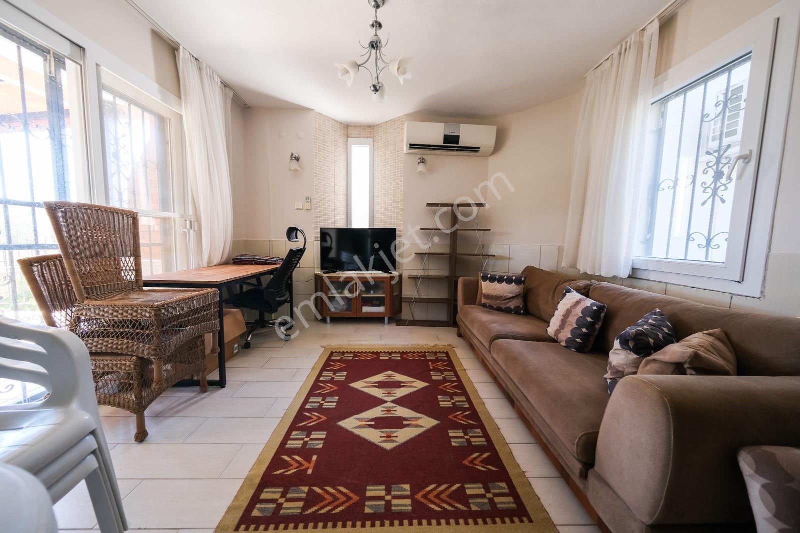Akbük Merkezde Ana Yola Sıfır Ticari Alanda Satılık Villa - Görsel 26