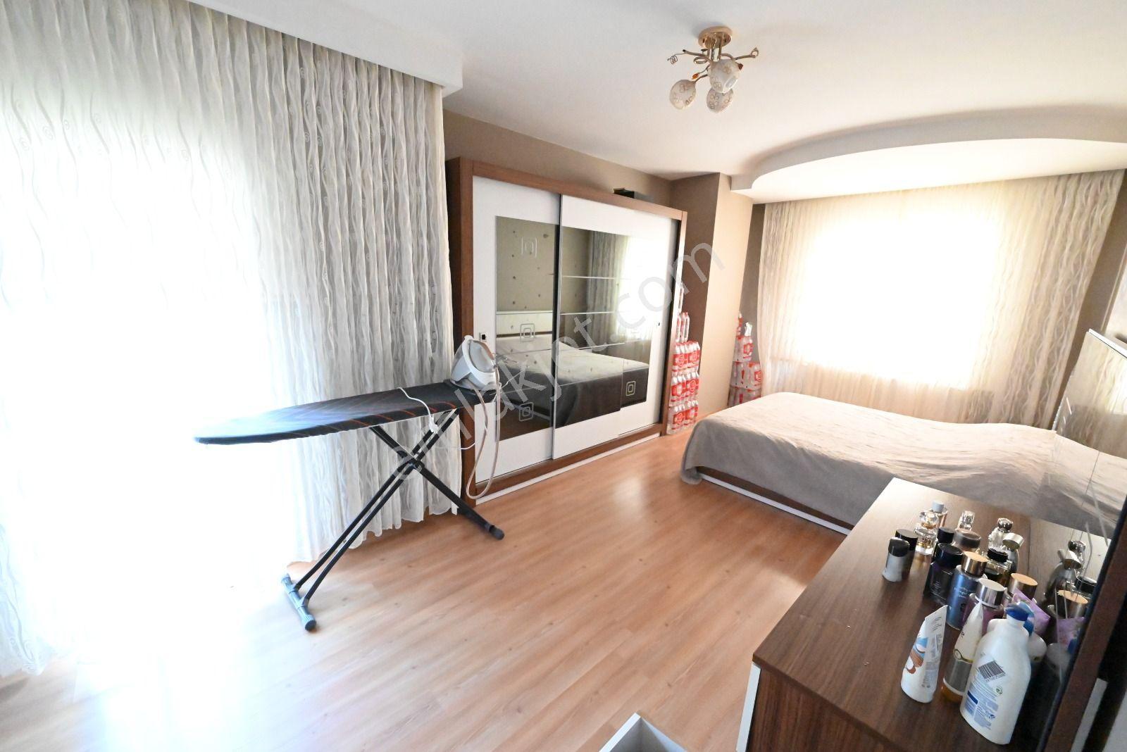 Üstünkent'ten Forum Avm Yakını Satılık Eşyalı 3+1 Geniş Daire - Görsel 24