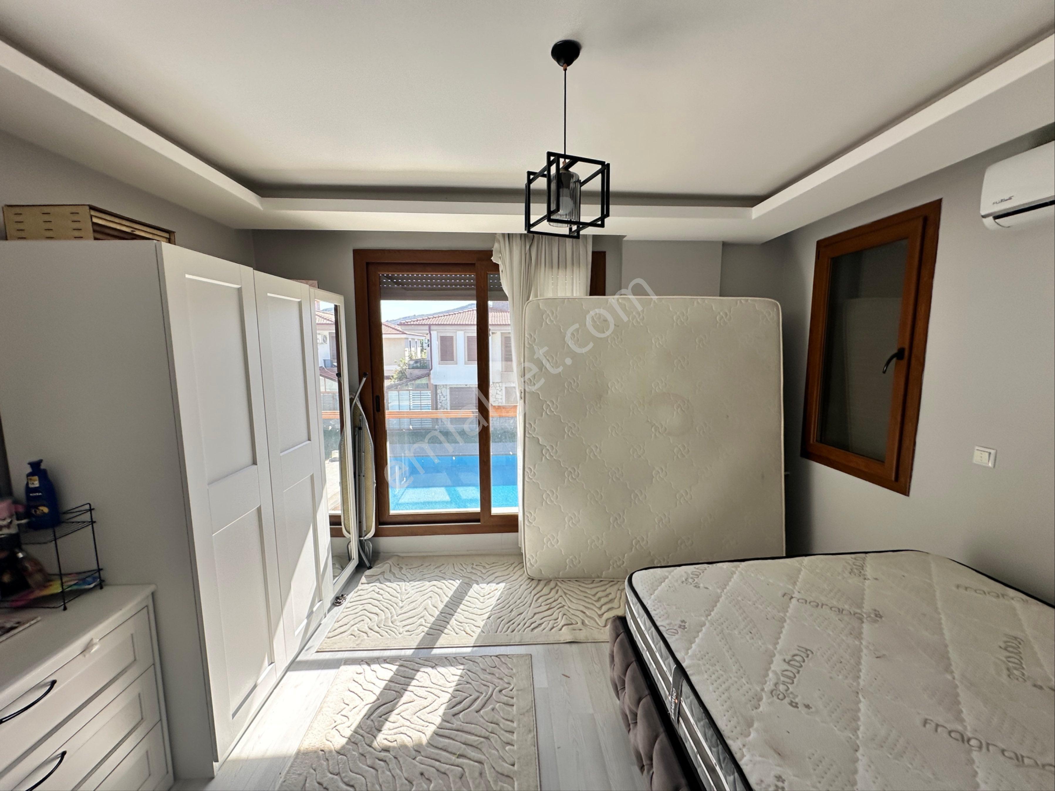 Seferihisar Doğanbeyde Şok Fiyat 3+1 Havuzlu Müstakil Villa Acil Fiyatla Satışta - Görsel 22