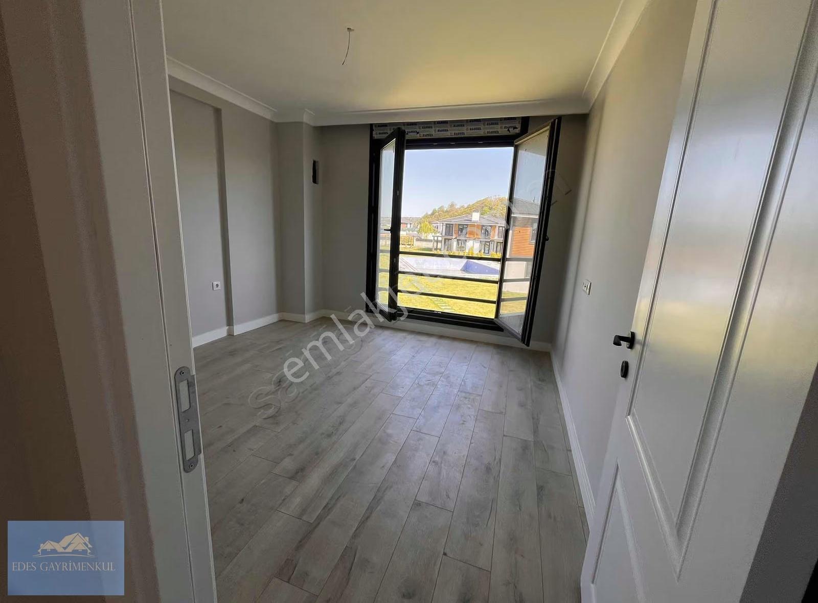 Şilede 3+1 Bahçeli Havuzlu Villa - Görsel 21
