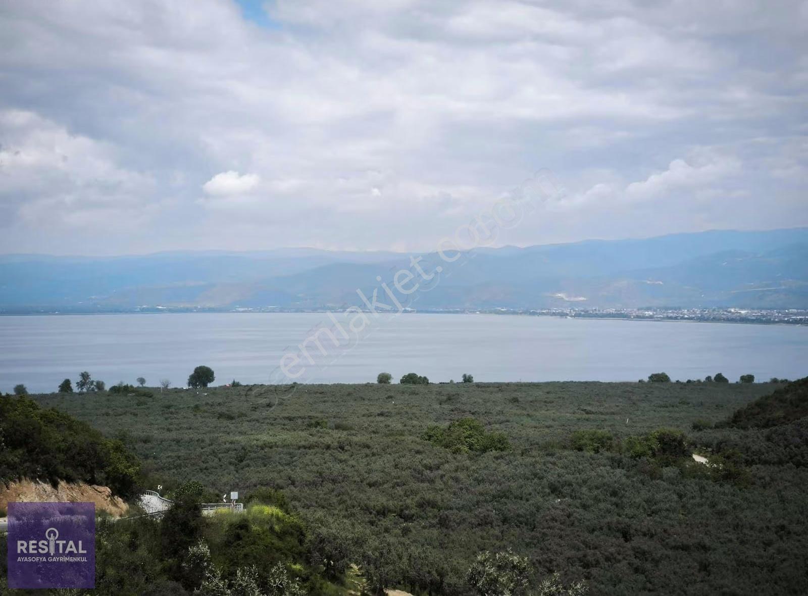 Bursa İznik Aydınlar Göl Manzaralı Yolu Var 820 M2 Satılık Tarla - Görsel 10
