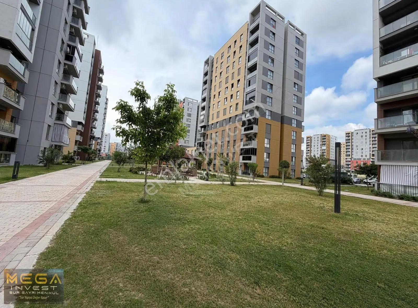Mega İnvest'den Sur Yapıda'da Satılık 3+1 142 M2 Daire