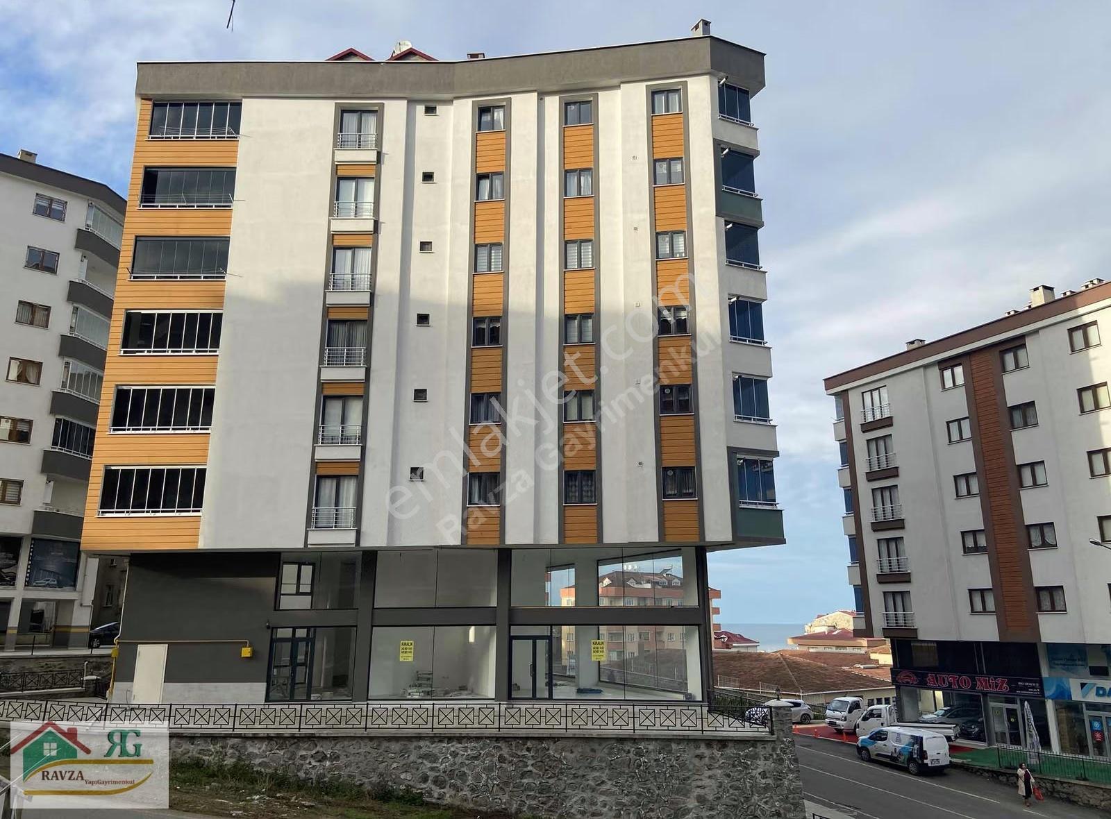 Akçaabat Yaylacık'ta 400m² Köşe Başlı Kiralık 3 Katlı Dükkan - Görsel 7