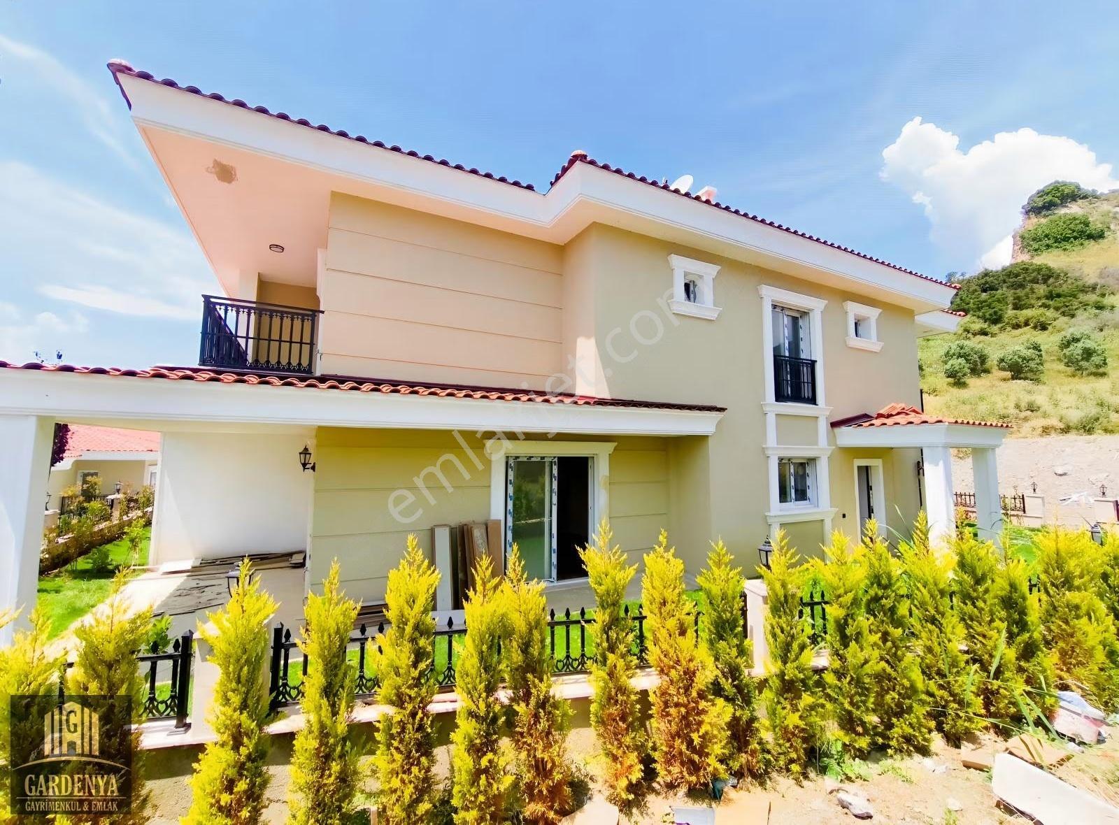 Yenikentte Satılık 4+1 Villa - Görsel 8