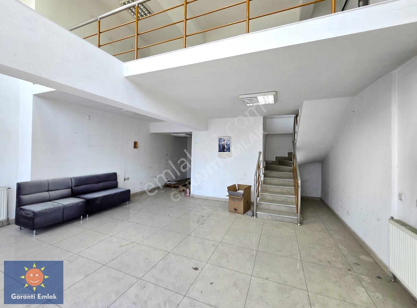 Garanti Emlak'tan, Ana Cadde Üzeri, İşlek Konumda, 82 M² Dükkan - Görsel 7