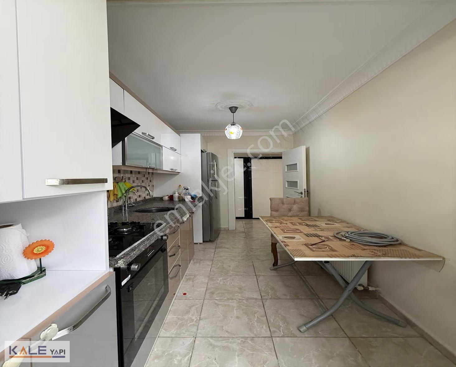 Bahçeşehir Konumunda Yatırımlık 2+1 Boş İskanlı Daire - Görsel 18