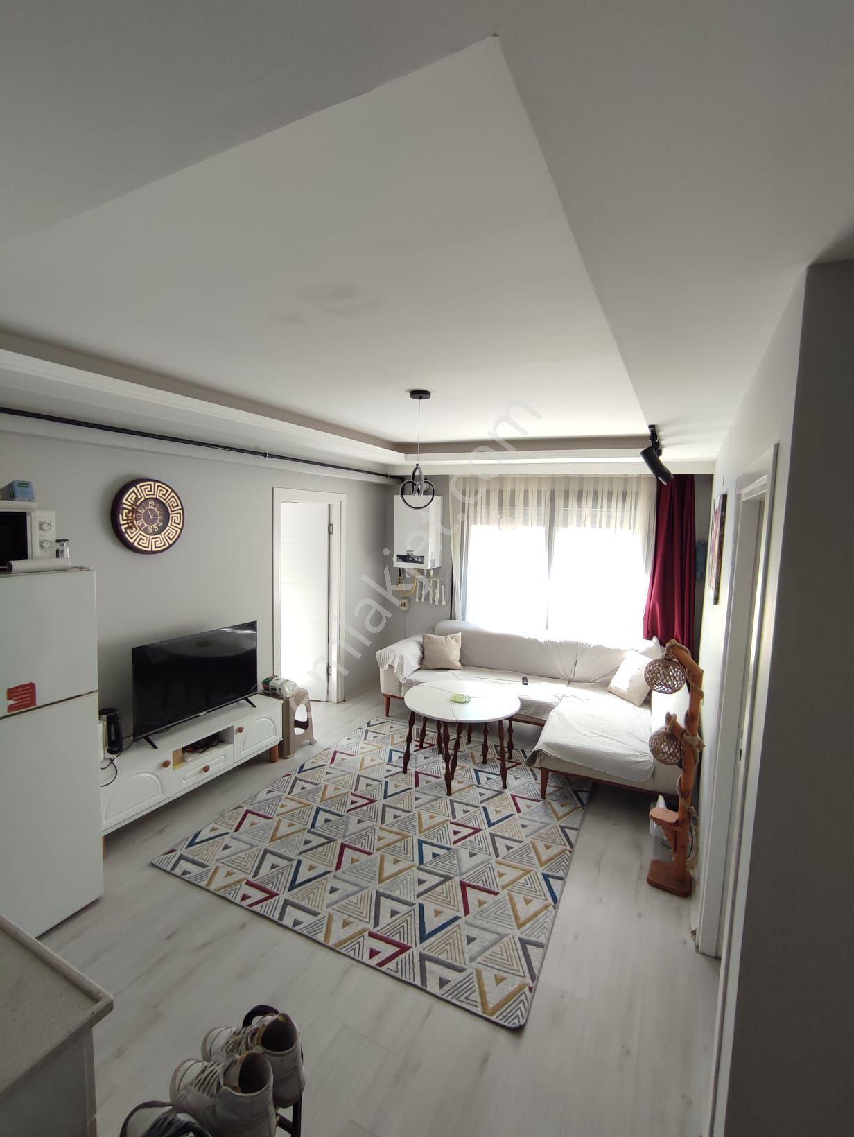 Buca Üçkuyular'da Full Eşyalı Kiralık Daire - Görsel 2