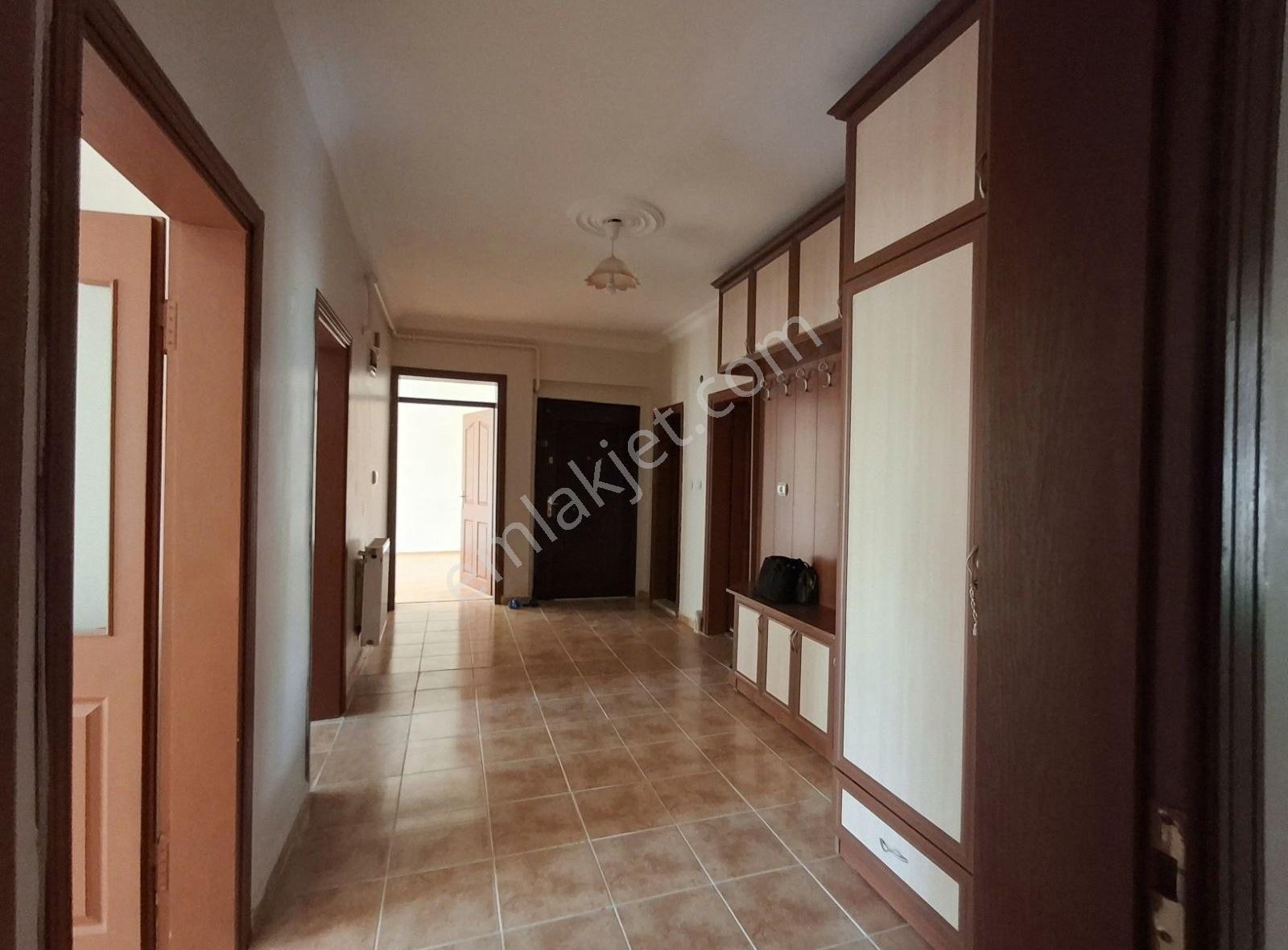 İkizler Gayrimenkul'den Paşaköşkünde Satılık 3+1 Yapılı Daire... - Görsel 25