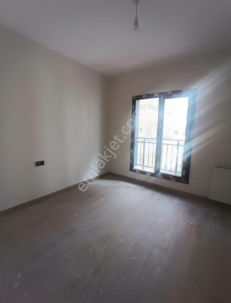 İkizler Gayrimenkul'den Fahti Lisesi Civarı Kiralık 3+1 Daire... - Görsel 12