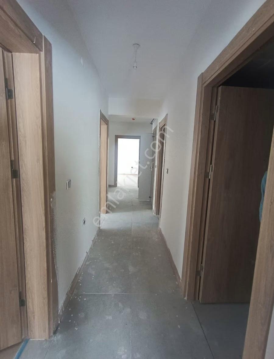 İkizler Gayrimenkul'den Fahti Lisesi Civarı Kiralık 3+1 Daire... - Görsel 17