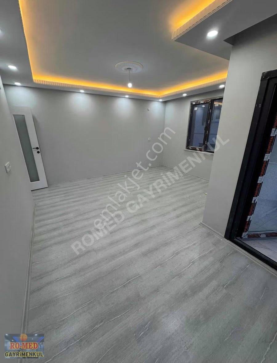 Arnavutköy Taşoluk'ta Kiralık 160m2 3+2 Dublex - Görsel 24