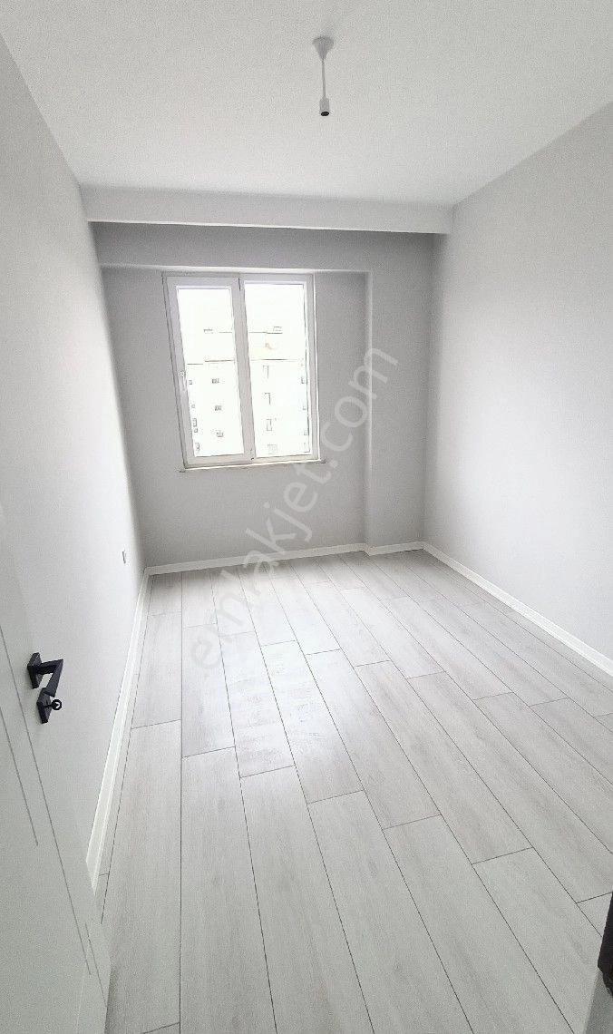Atatürk Mahallesi Merkezî Konumda 1+1 Sıfır Kiralık Daire - Görsel 14