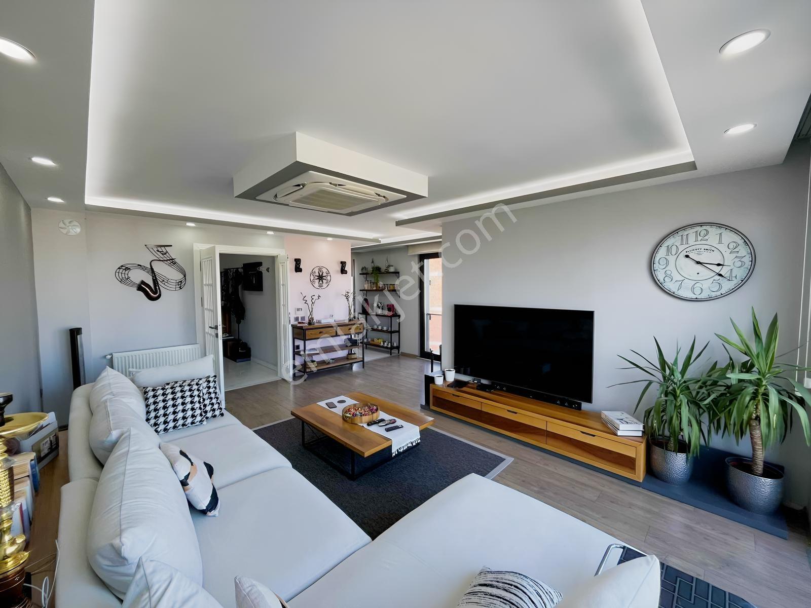 Remax İbrahim Bülbül- Samsun Atakumda Anayola Cephe Satılık 2+1 - Görsel 2