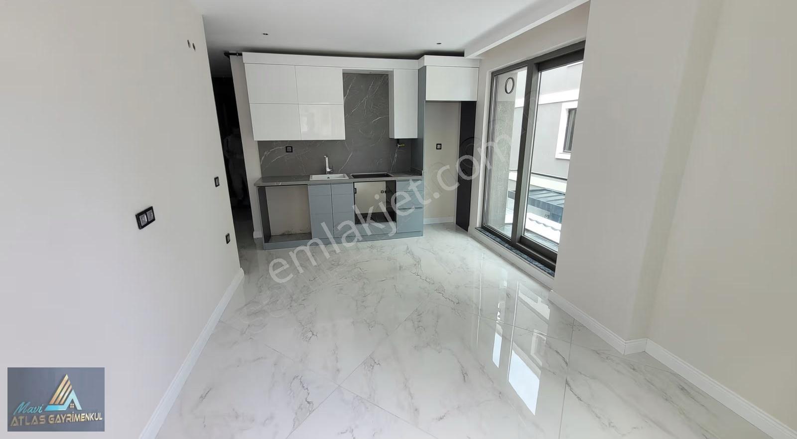 Mavi Atlas'tan Körfez Marina Da Kiralık 2+0 Ofisler - Görsel 3