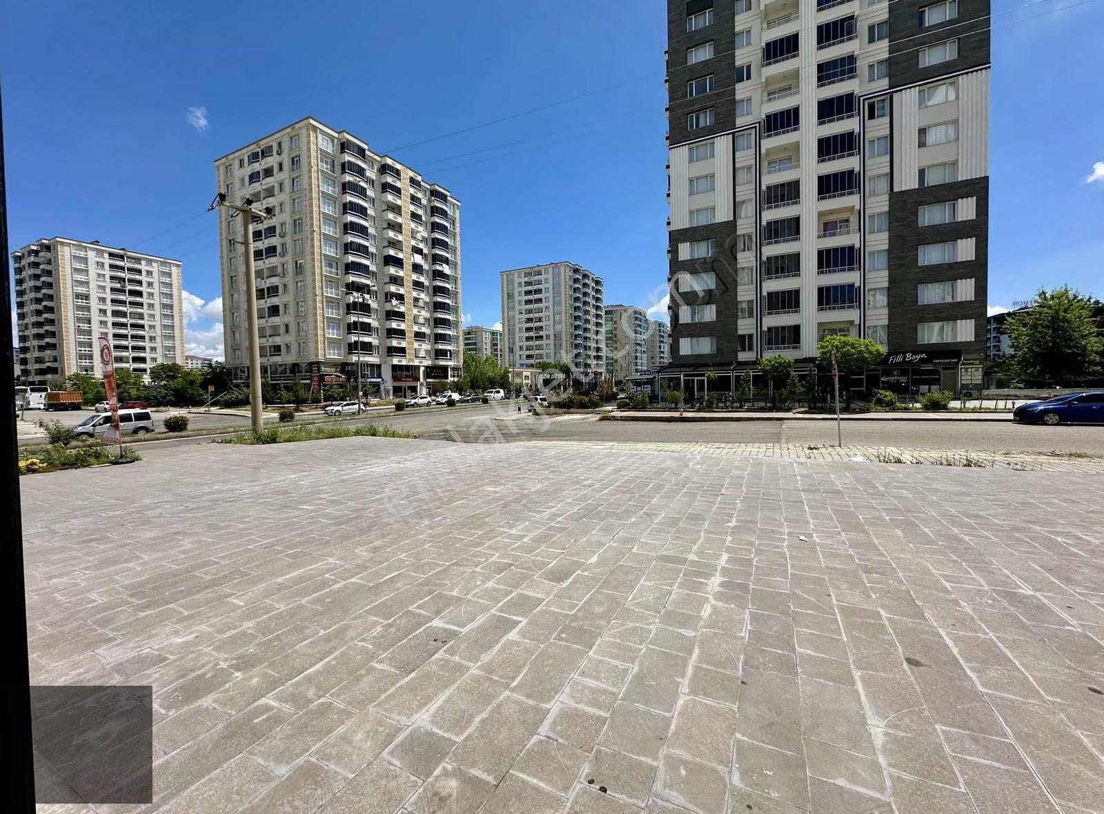 Stadın Arkası Güneş Düğün Salonu İlerisi Kiralık Dükkan - Görsel 14