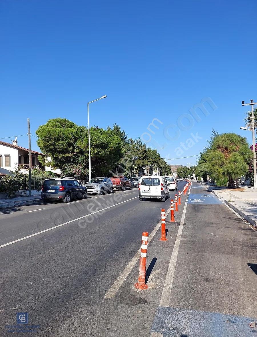 Urlada Deniz Manzaralı Kiralık Bahçeli Müstakil Ev - Görsel 27