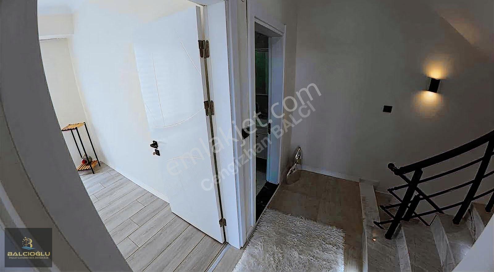 Balcıoğlundan Satılk Denize Yakn Eşyalı Bahçli Lüx Triblex Villa - Görsel 7