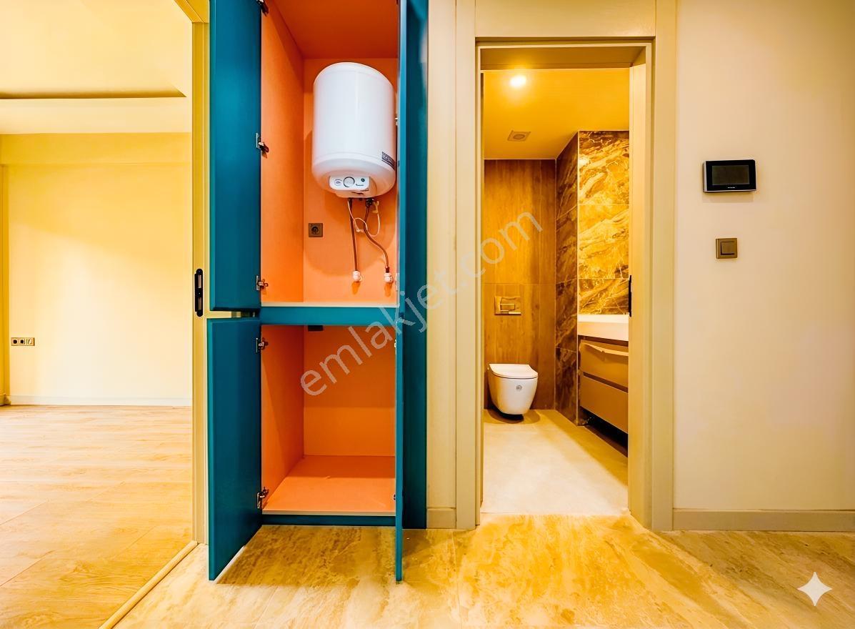 Eşyalı 1+1 Kendi Bahçesi Var / Lüks Sitede / Çıplaklı - Görsel 7