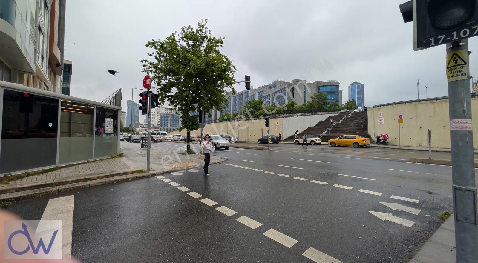 Kartal Cevizlide Satılık Yüksek Kira Getirili Cadde Üzeri Dükkan - Görsel 11
