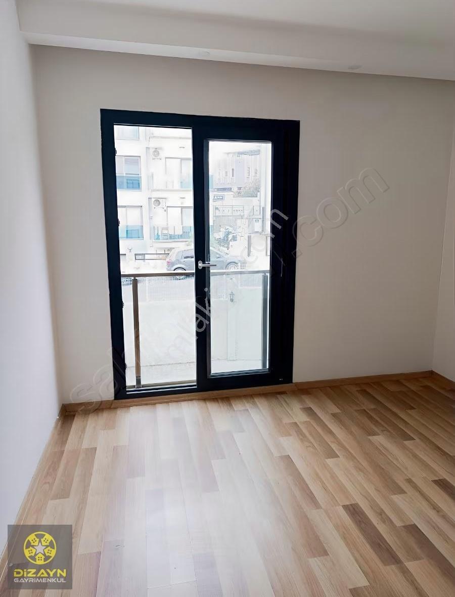 Kuşadası Merkezde Havuzlu Güvenlikli Sitede Kiralık 3+1 Daire - Görsel 17