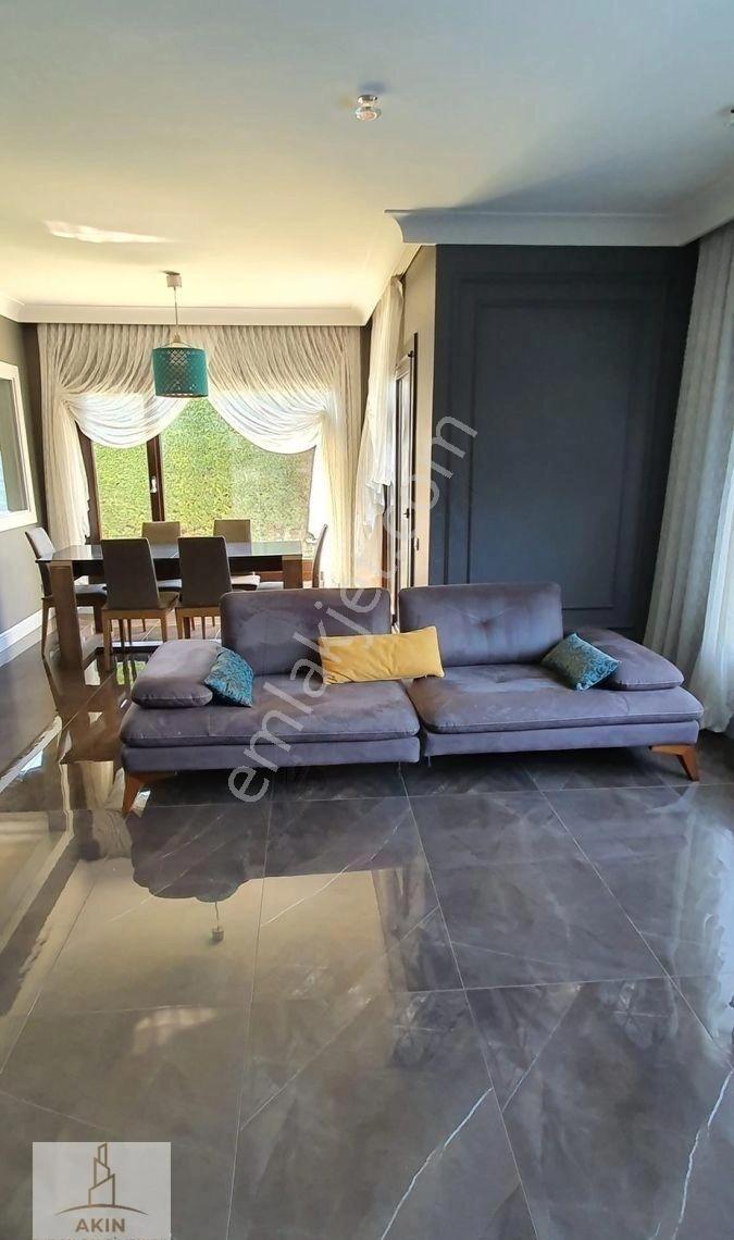 Silivri Ortaköy’de Biblos Koru Su Villalarında Kiralık 4+1 Eşssiz Villa - Görsel 12