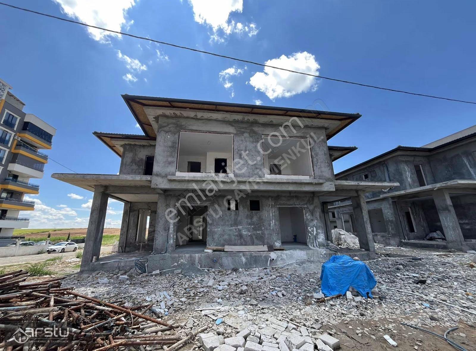 Arstu Gm Zahide'den Altınşehirde Satılık Lüks Villa - Görsel 24